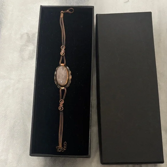 Elegant Rose Quartz Bracelet - Picture 3 of 3